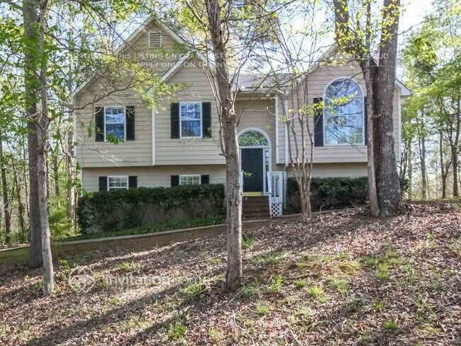 Building Photo - 1718 Independence Dr