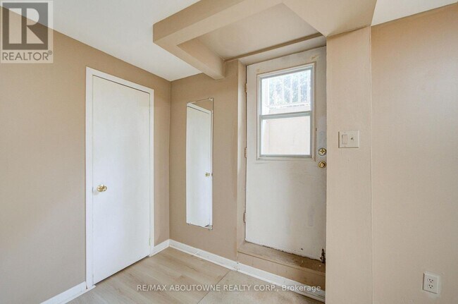 Photo - 1156 Old Colony Rd