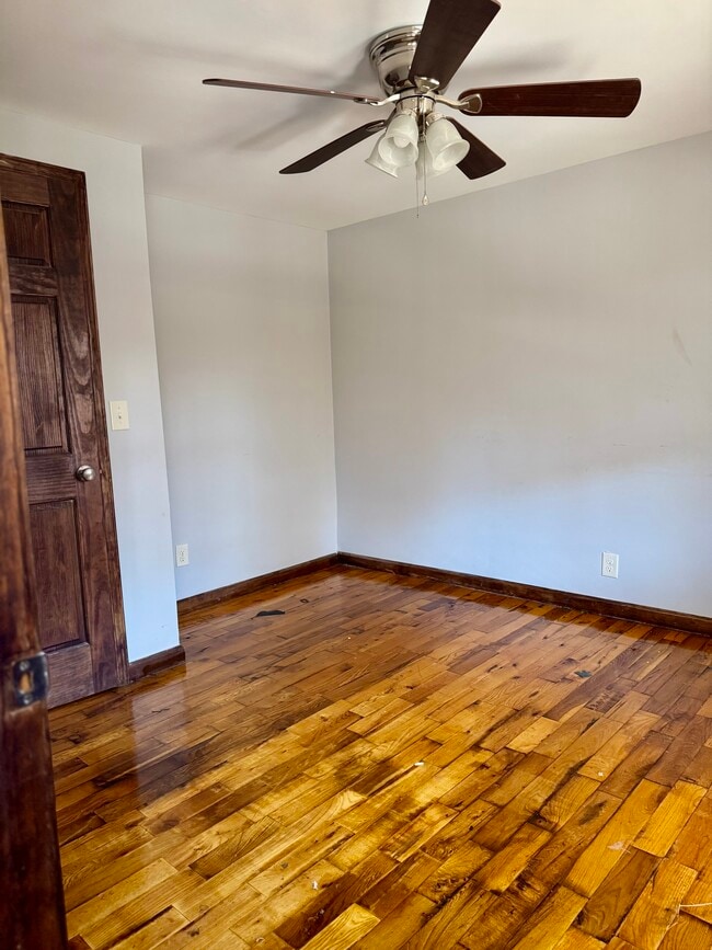 Photo - 640 Prospect Dr