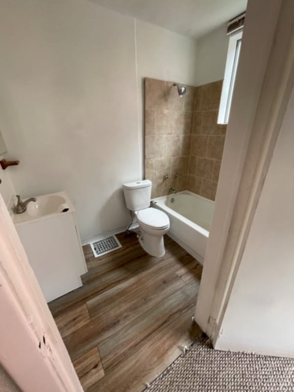 Photo - 1247 Leishman Ave Unit FRONT