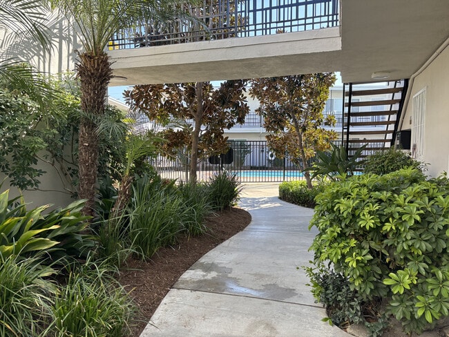 Building Photo - Downey North Apartments