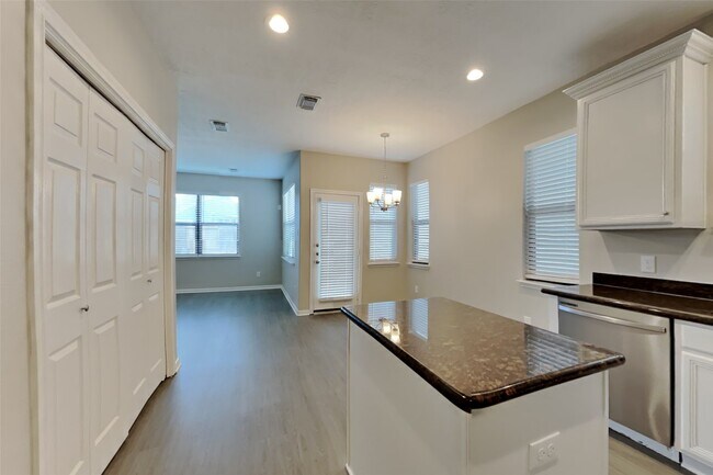 Photo - 29719 Buffalo Canyon Dr