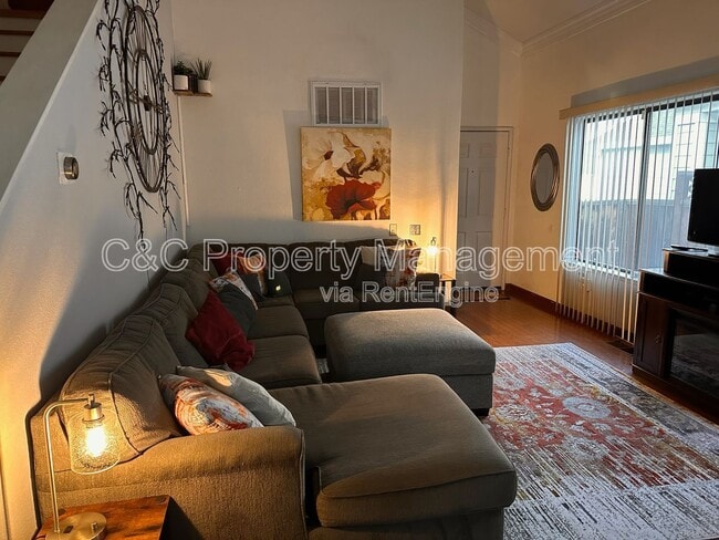 Photo - 960 Buckskin Terrace
