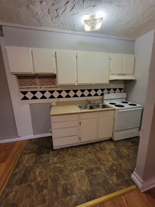 Photo - 59 N Chicago St Unit 58