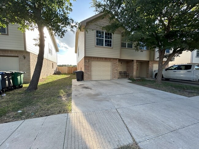 Front - 13611 Woodstone Way Rental