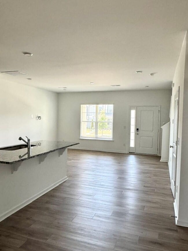 10316 Guardian Dr