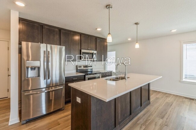 Photo - 1241 NW Yorktown Dr