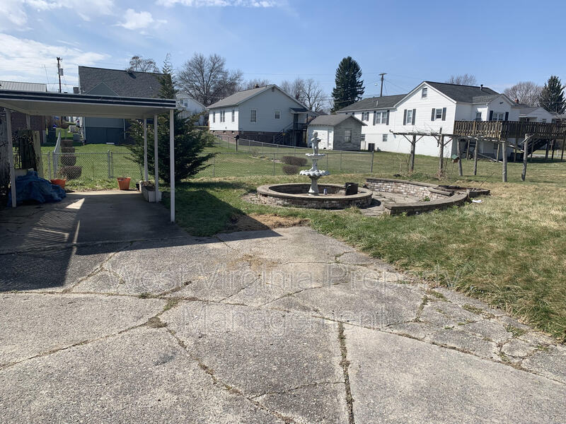 Photo - 126 Mankin Ave