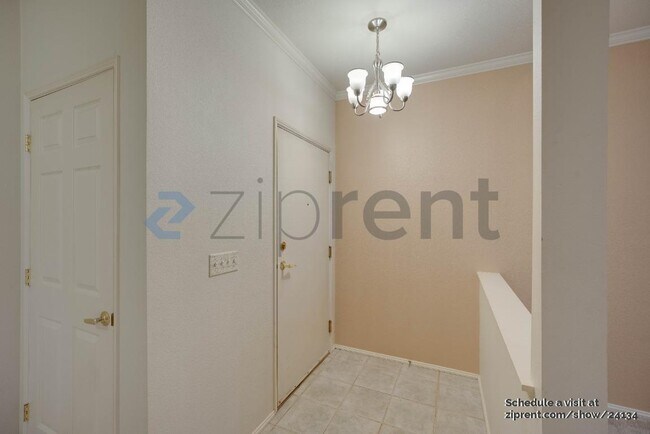 Photo - 25235 SE Klahanie Blvd