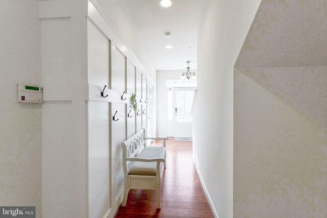 Building Photo - 13707 Petrel St