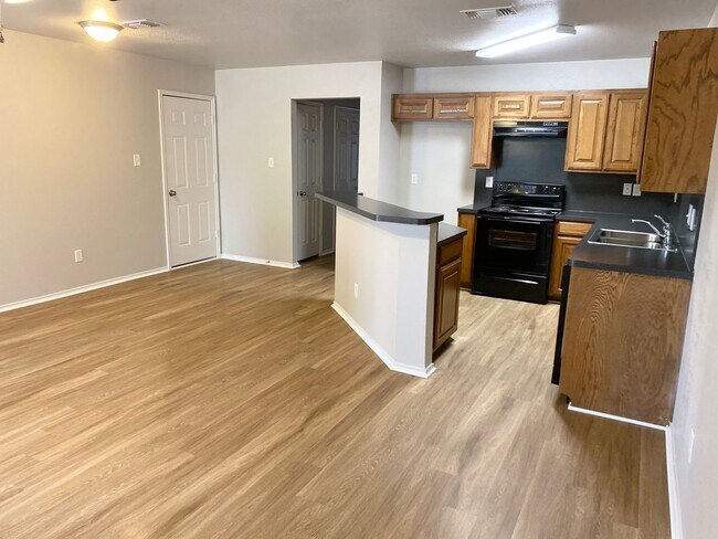 409 Tinker Trail
