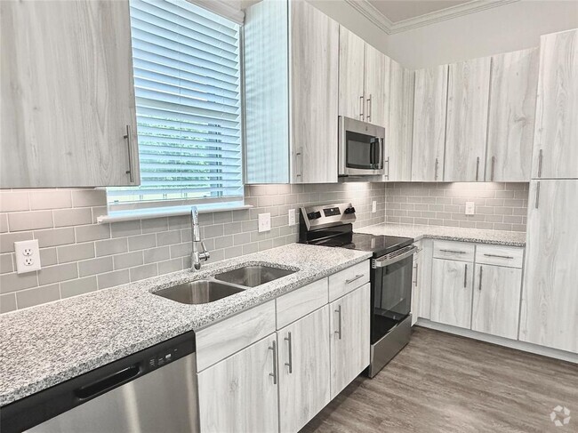 Building Photo - 3030 Greenbusch Rd Unit 318B Rental