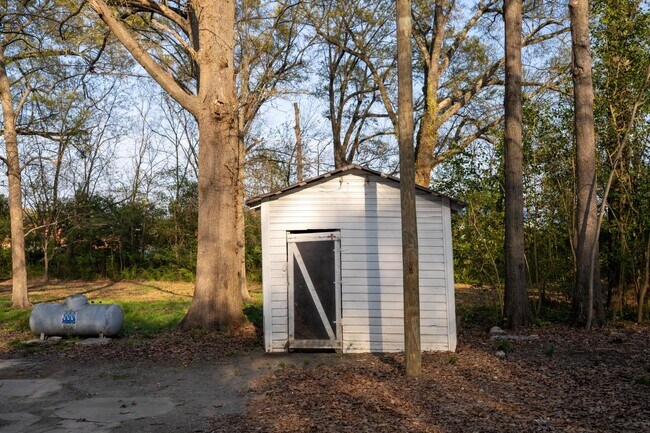 Photo - 512 E Main St