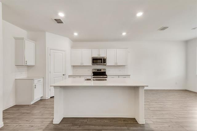 Photo - 728 Alden Dr