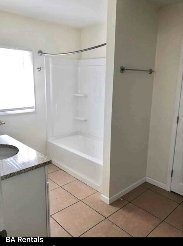 Photo - 231 S Pearl St