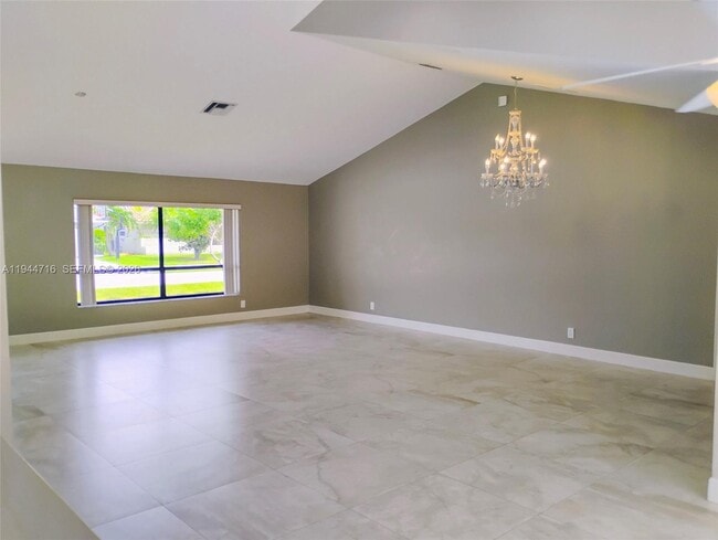 Photo - 9654 Sun Pointe Dr