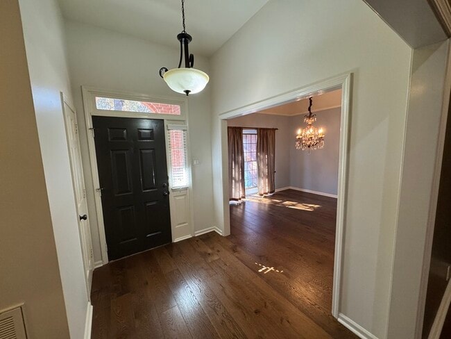 Photo - Very Nice 4 Bedroom 2.5 Bathroom Home in N...