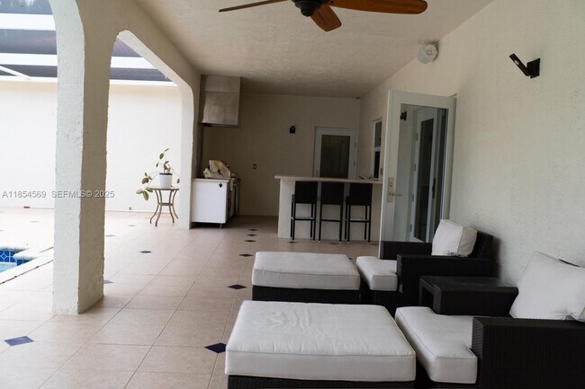 Photo - 6739 Skyline Dr