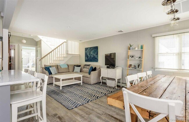 Photo - 96 Coronado St