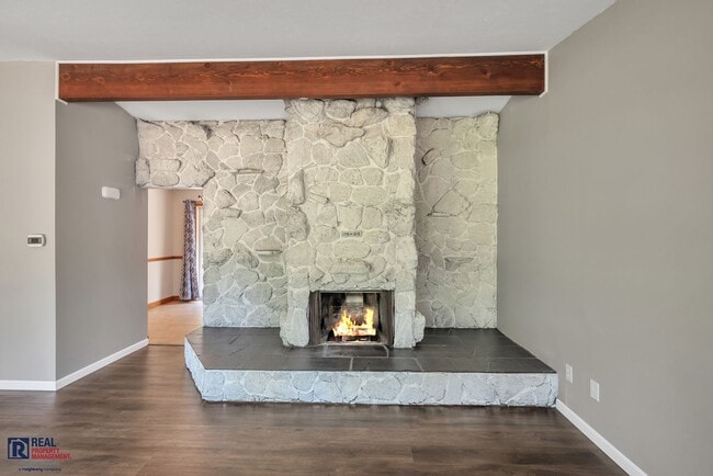2200 Gary Dr