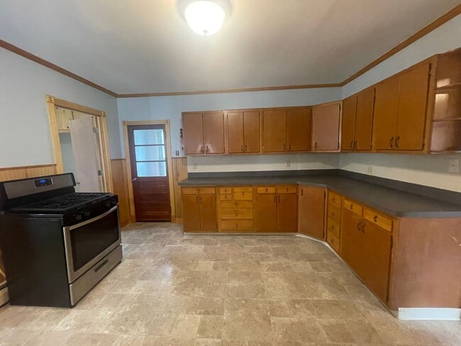 Photo - 345 Houghton St Unidad 2