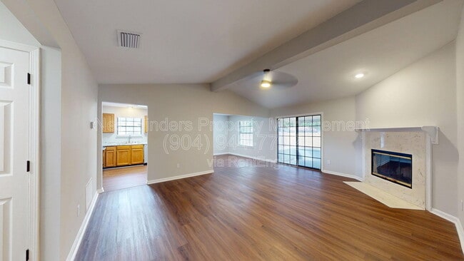 Photo - 1012 Dorwinion Dr