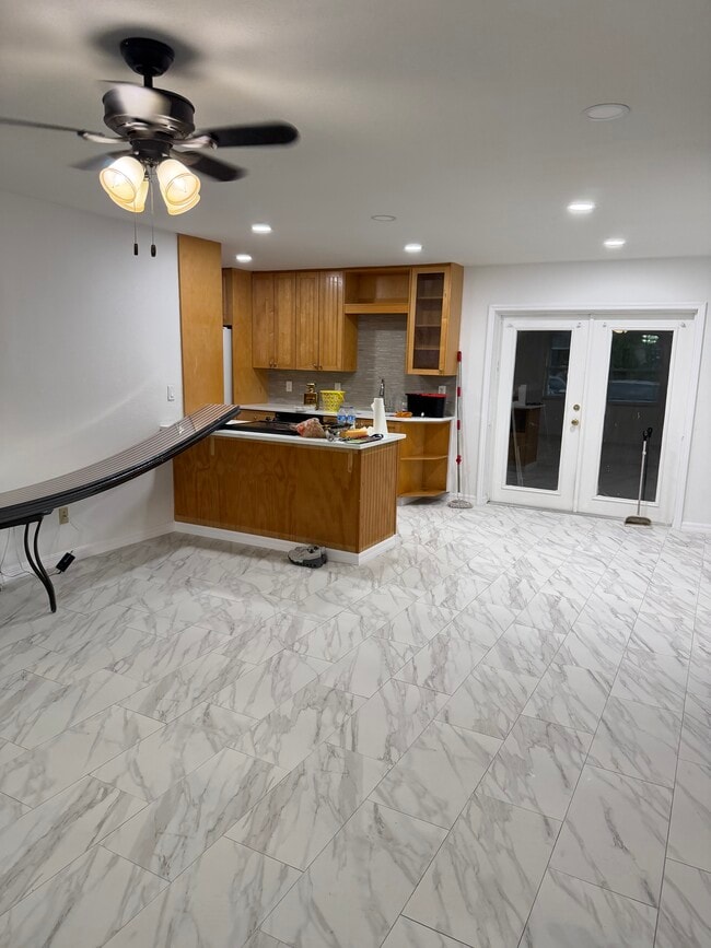 Photo - 2319 Stratford Dr