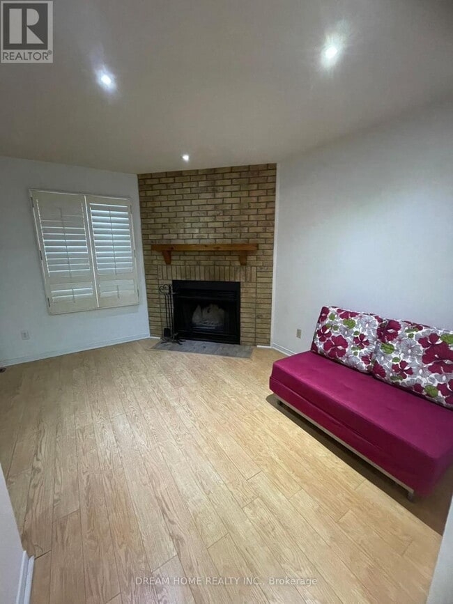 Photo - 32 Tamara Dr