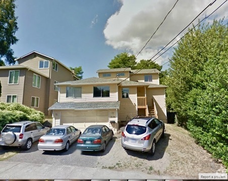 Building Photo - 2120 NE 54th St Rental