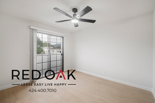 Photo - 4651 Cahuenga Blvd Unit 313