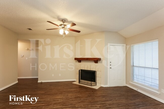 Photo - 805 Shadybrook Ln
