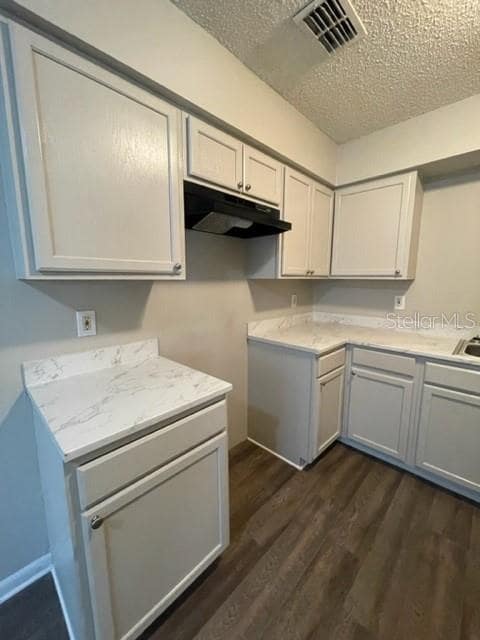 Photo - 2415 Idlewild St