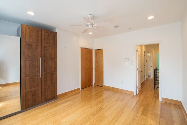 Photo - Wonderful East Passyunk Three Bedroom Home
