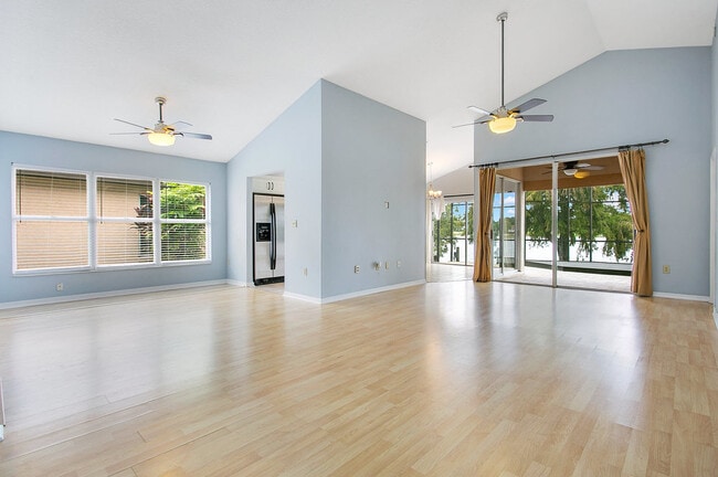 Photo - 3030 Tall Timber Dr