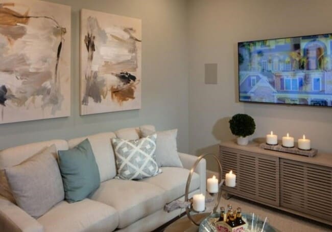 Photo - 1412 Kurelek Dr