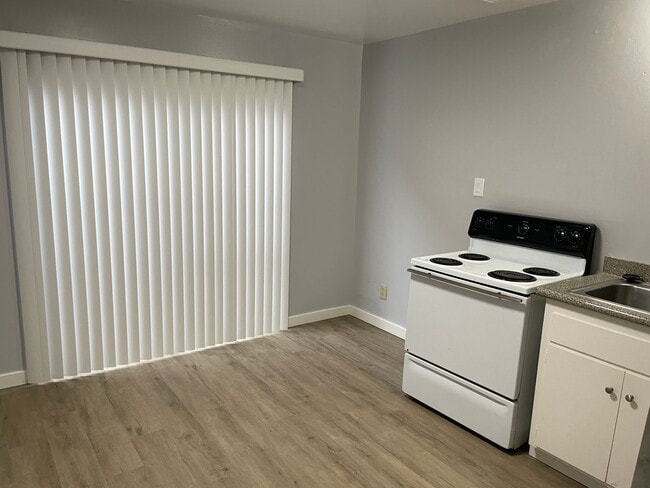 Photo - Jefferson Unit 1