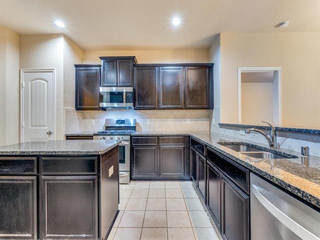 Photo - 1117 Lake Meadow Ln