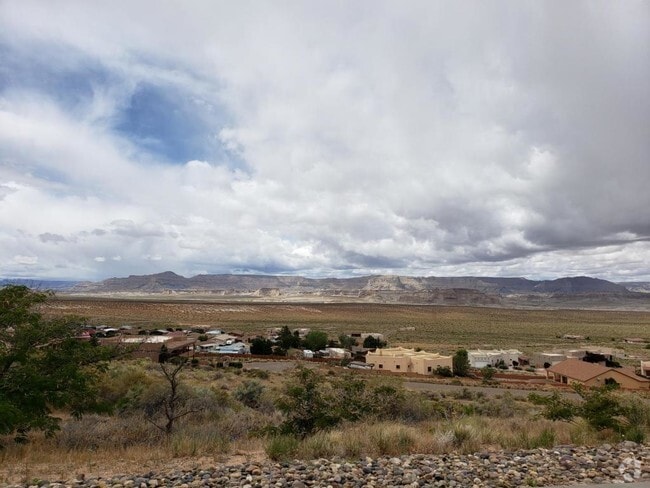 Building Photo - 1003 Tower Butte Rd Rental