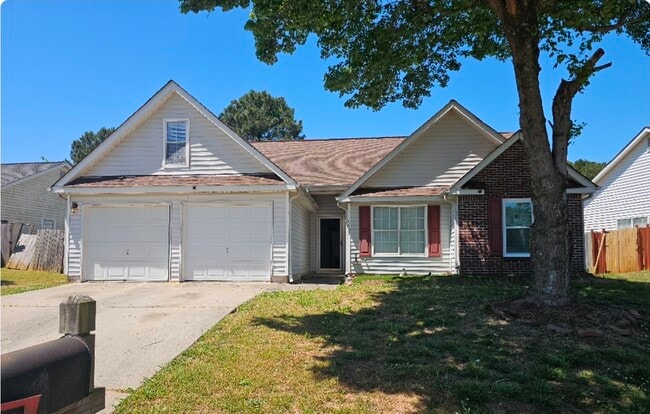 Building Photo - 6633 Biscayne