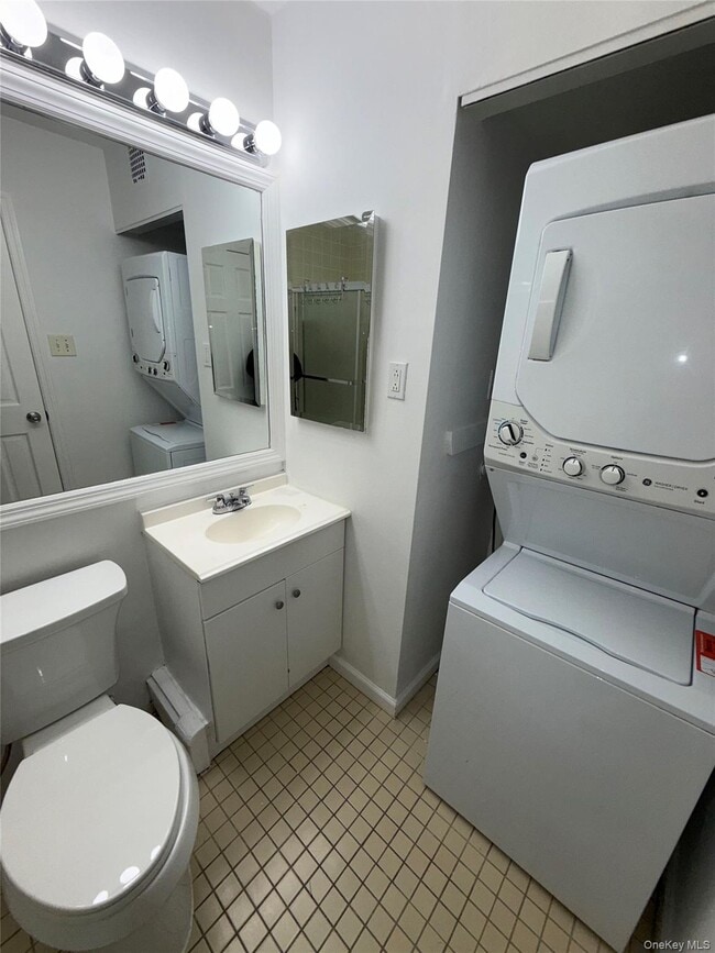 Photo - 71-07 Sutton Pl Unit 1