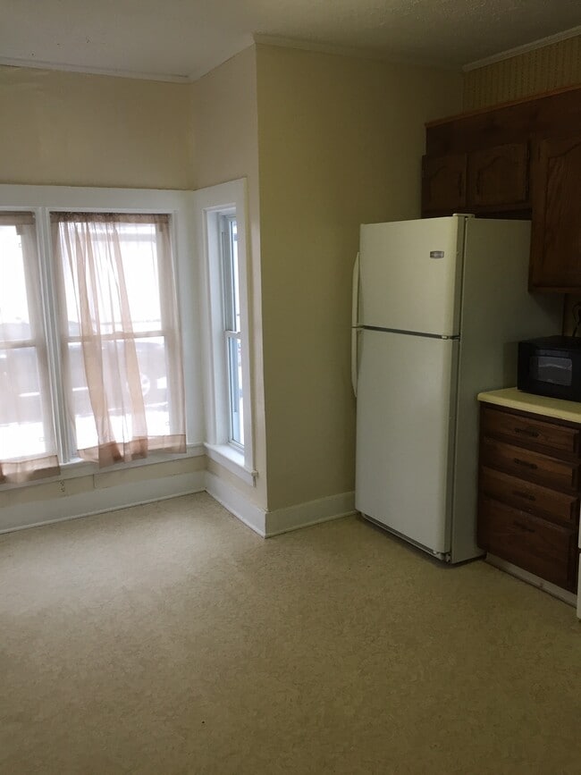 Photo - 8 Jay St Unit Apartment A