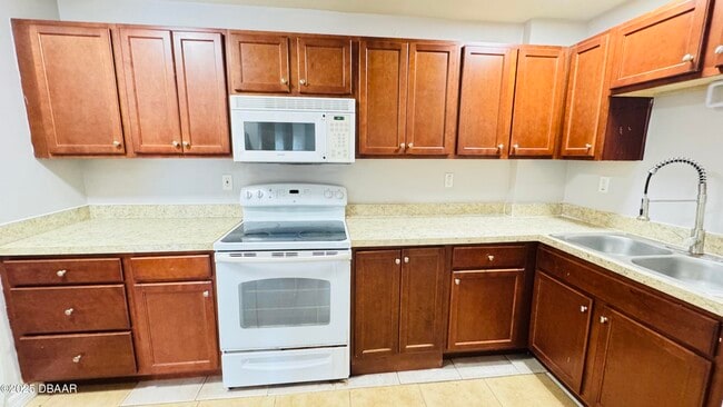 Photo - 732 N Halifax Ave Unit #404