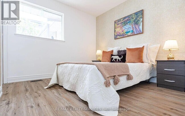 Photo - 46 Staveley Crescent