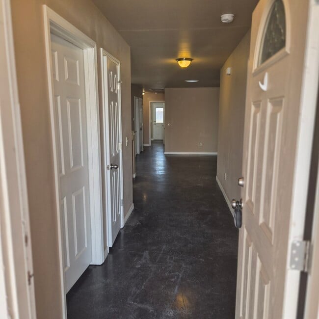 Photo - 2709 Steves Way