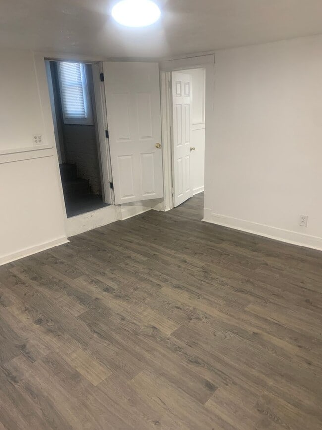 Photo - 8014 Harford Rd Unidad 8014 Harford Rd.- Basement