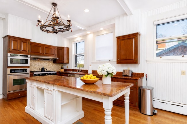 Photo - 671 Prospect St