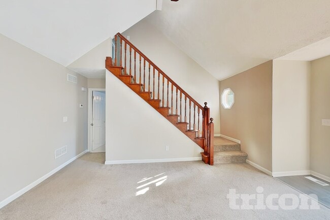 1035 Peace Dr