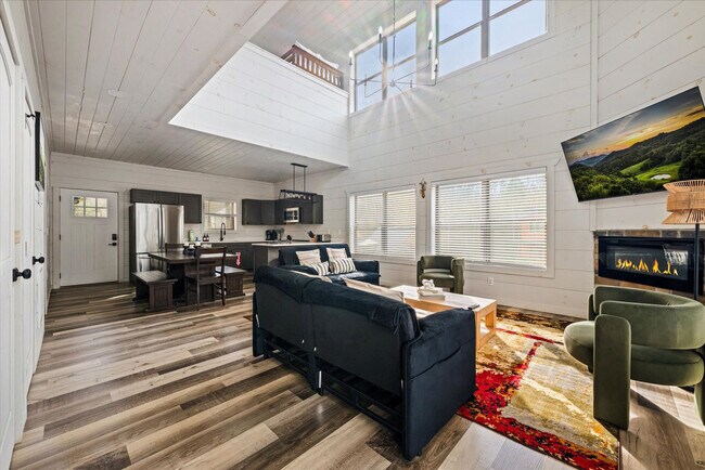 532 Warbonnet Wy Unit SI ID1022145P