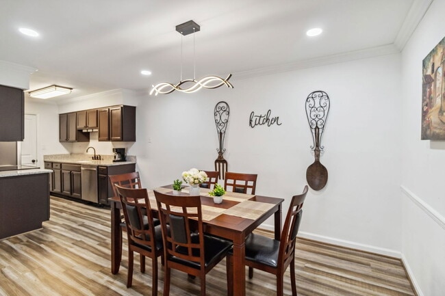 Photo - 1004 Patton Creek Ln