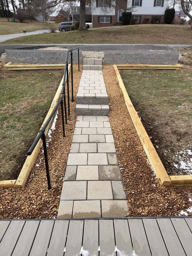 Photo - 520 Virginia Ave